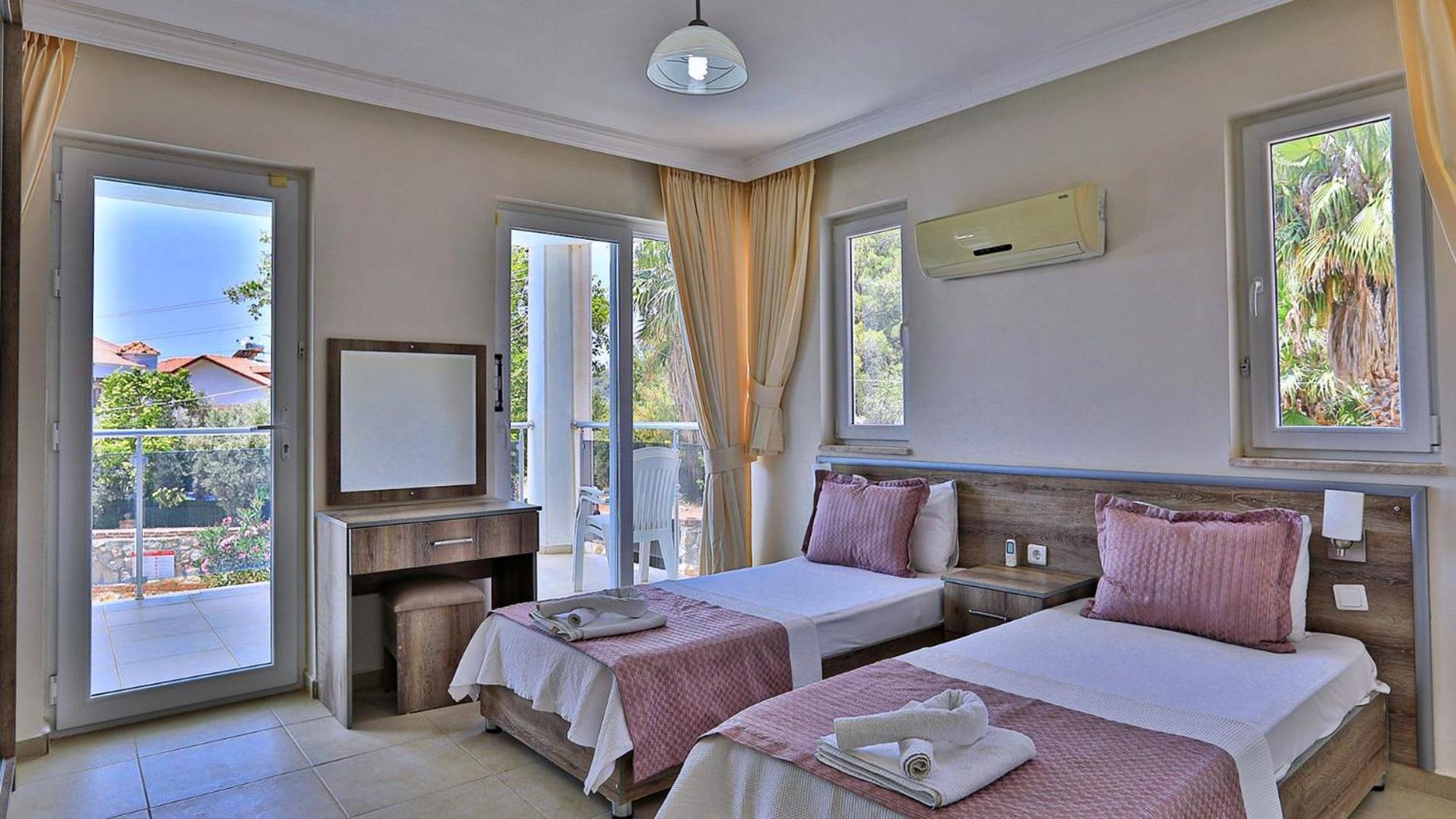 Oludeniz 4 Bedroom 2184 Villa *