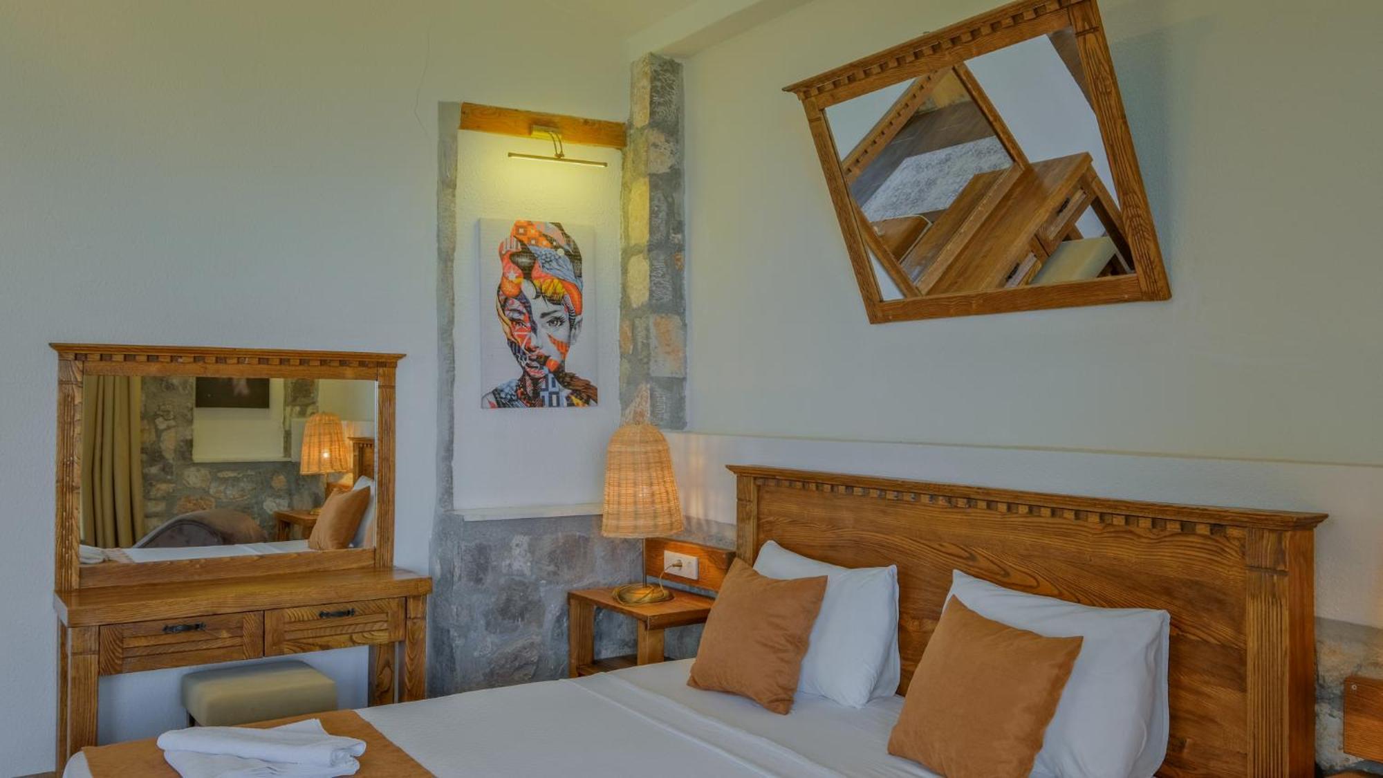 Pine Villa *
