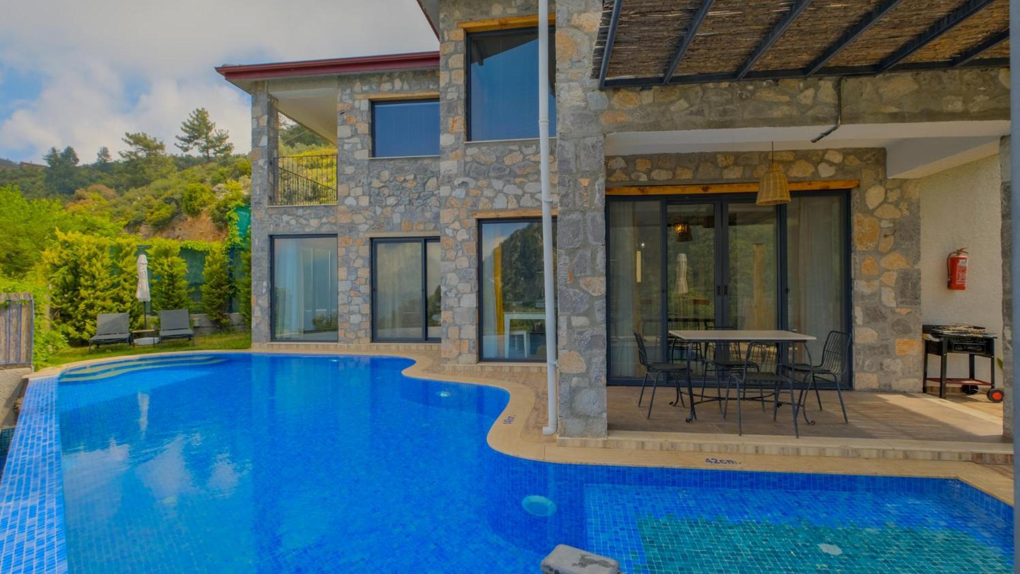 Pine Villa