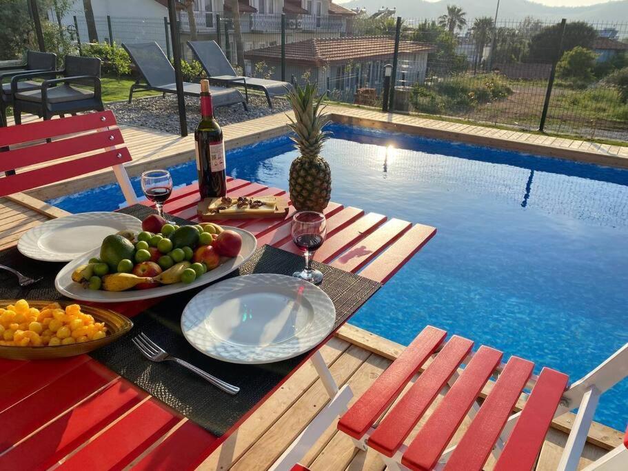 Pelit Jr Oeluedeniz Villa Fethiye