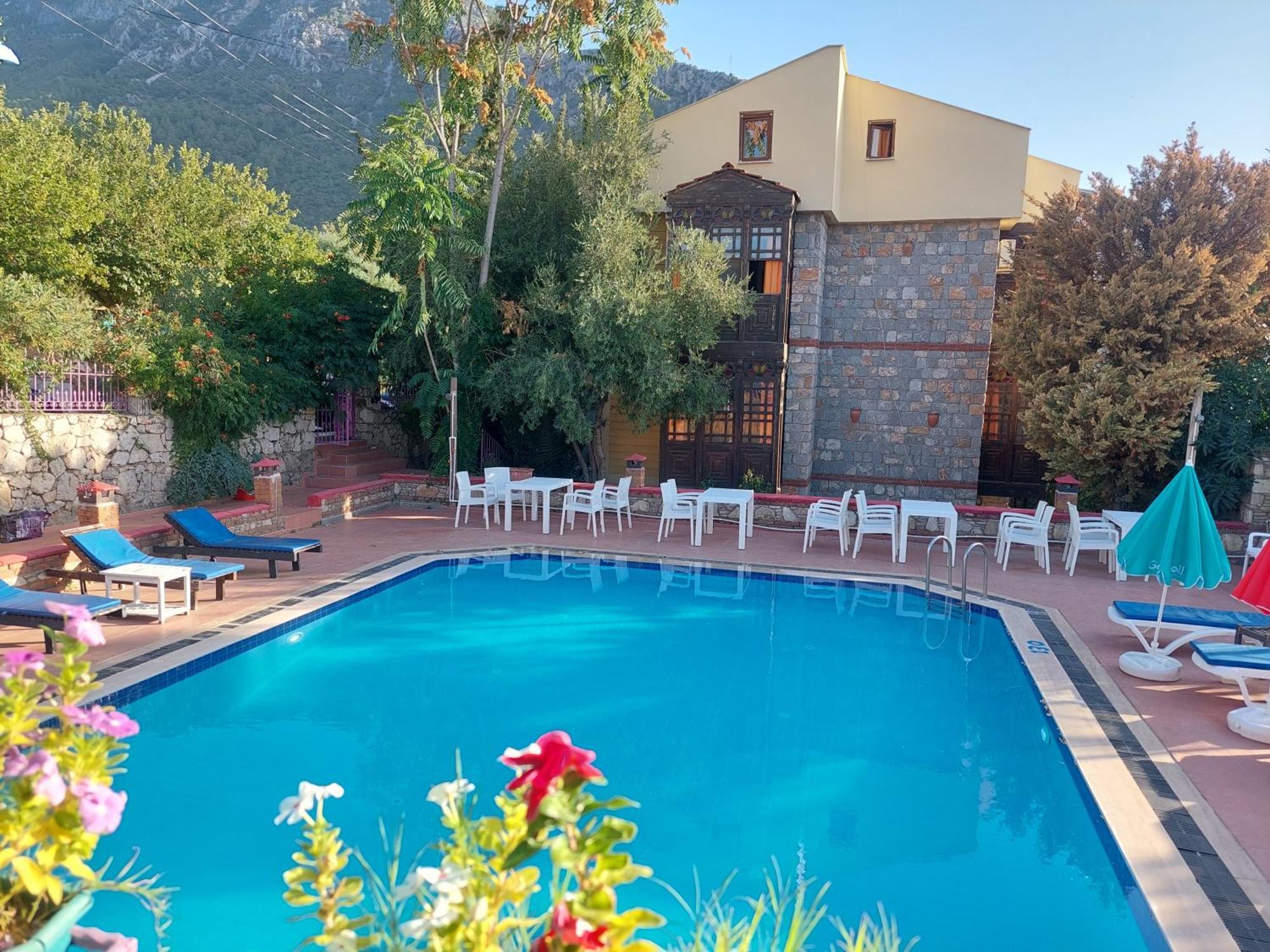 Near Lykia Way Oludeniz Pool Frühstückspension