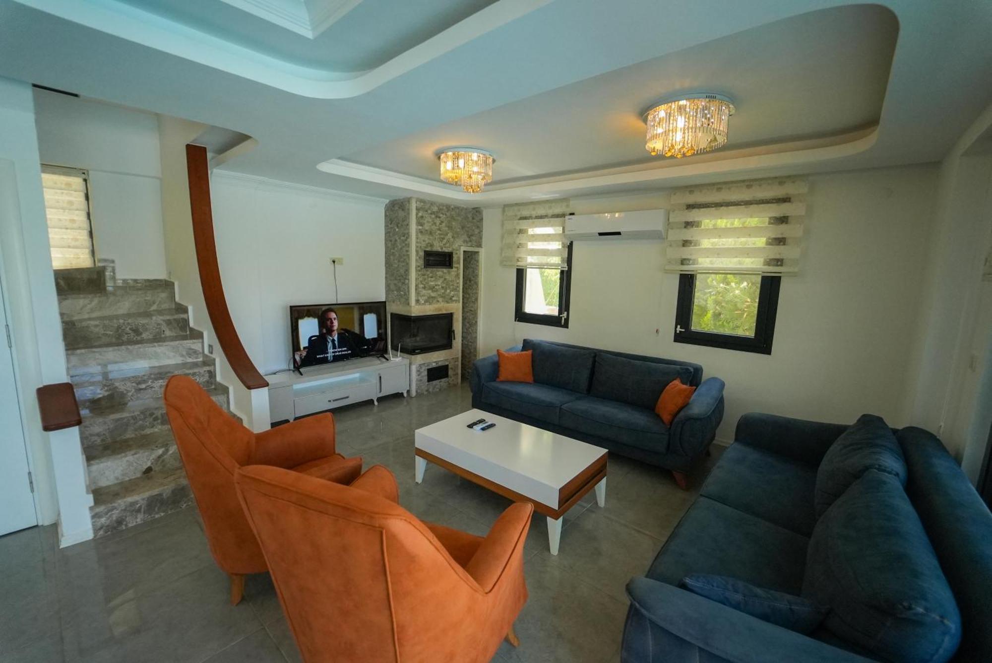 Celebrity B Villa *