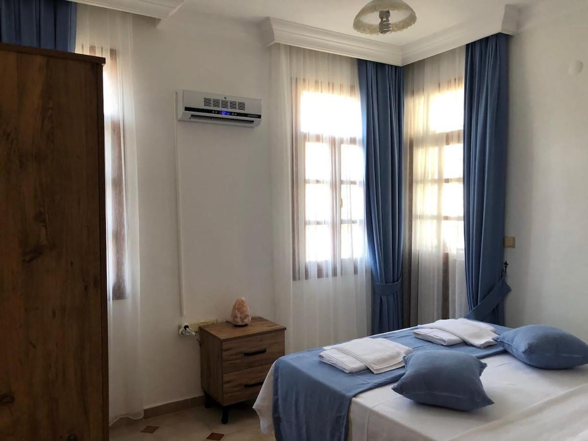 Furnished With Pool, Location Close To The Sea Apartment *