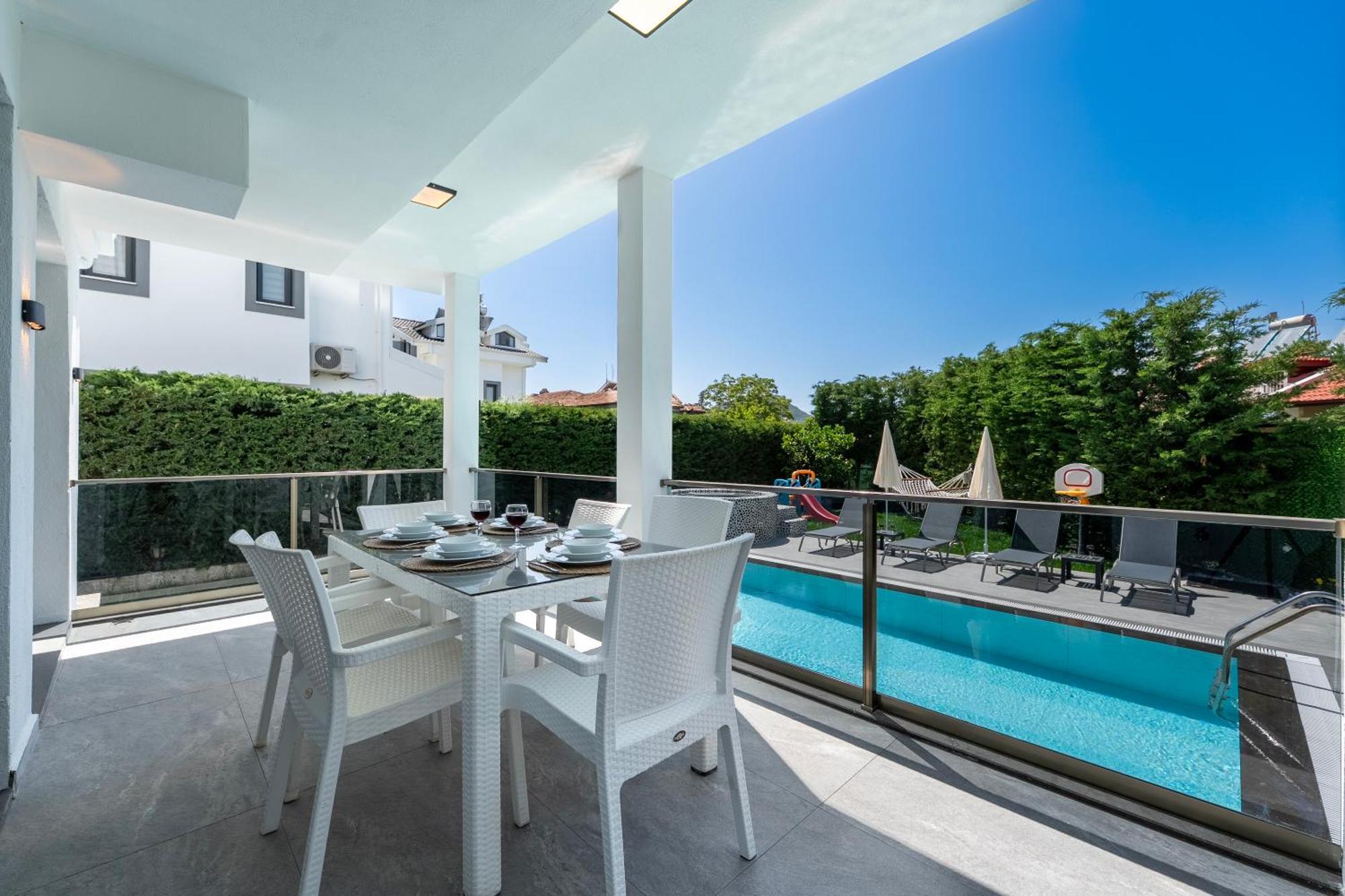 Villa Luxury In The Center Of Hisaronu
