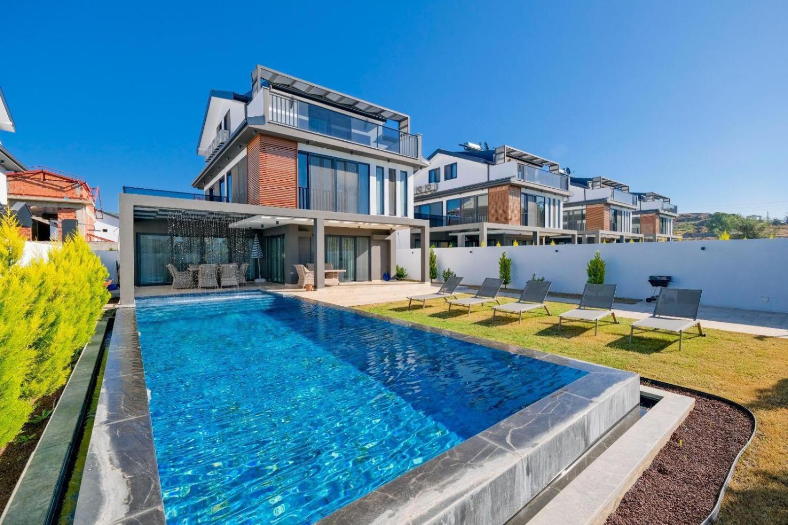 Royal-1 Villa *