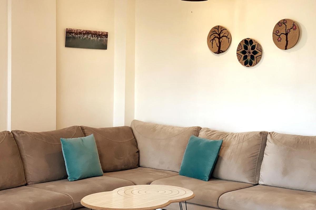 Apartment Modern For 6 People In Center Fethiye