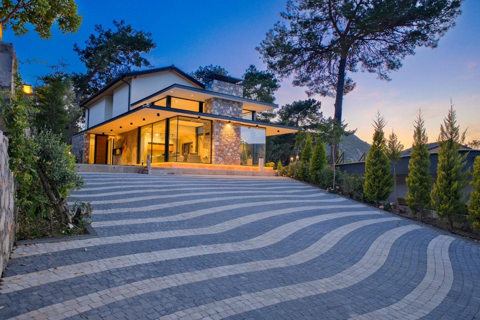 Sharapova Villa
