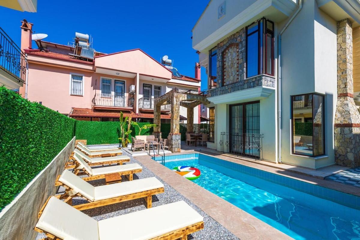 Villa Gelincik, *