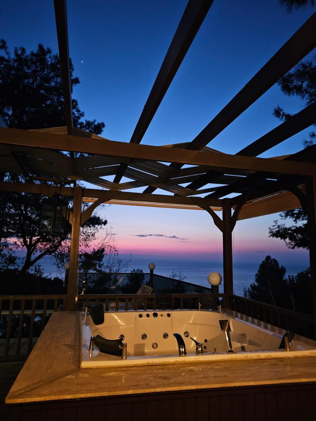 Villa Sapolto Faralya