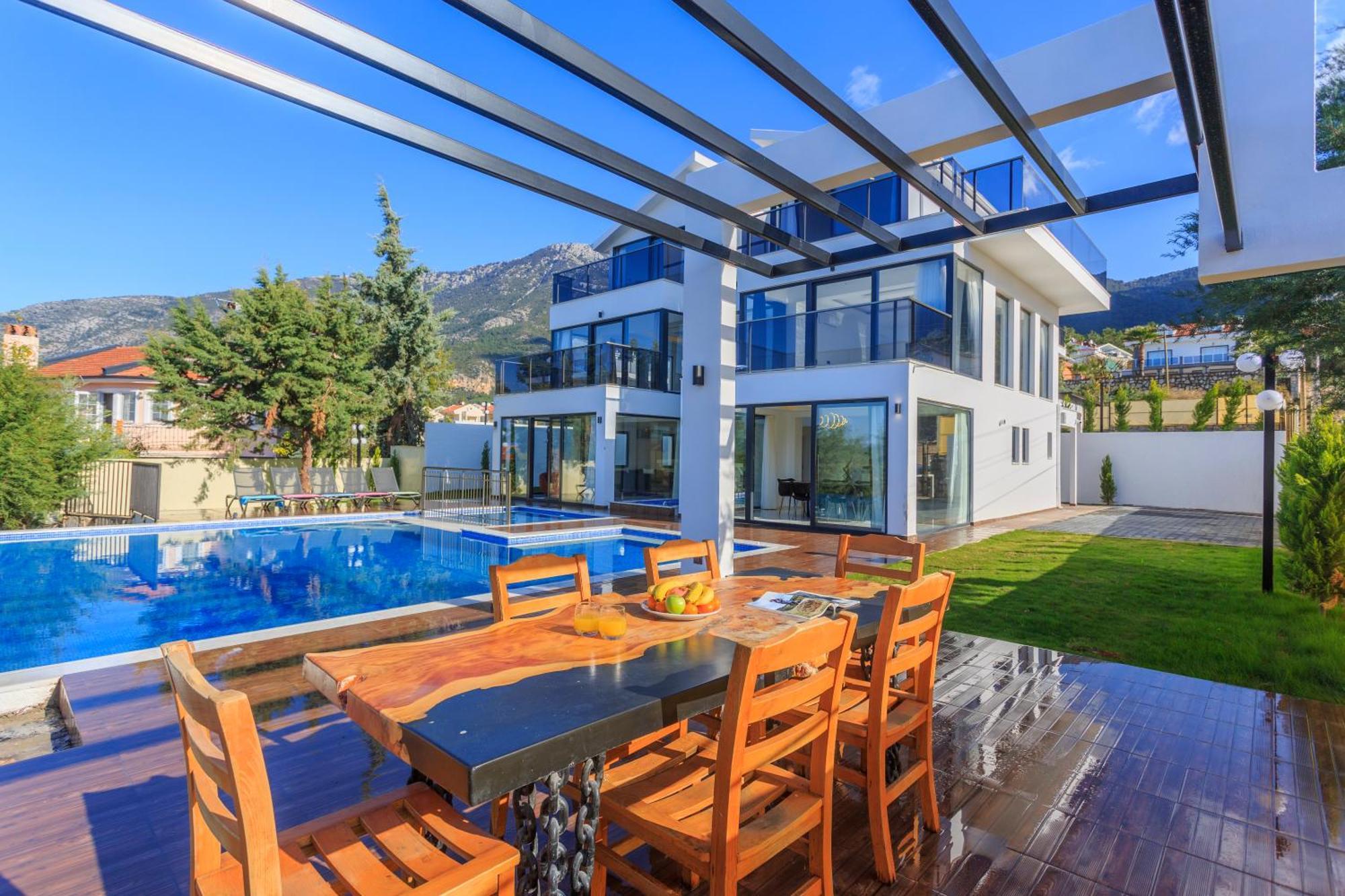 Kanada Ovacik Fethiye