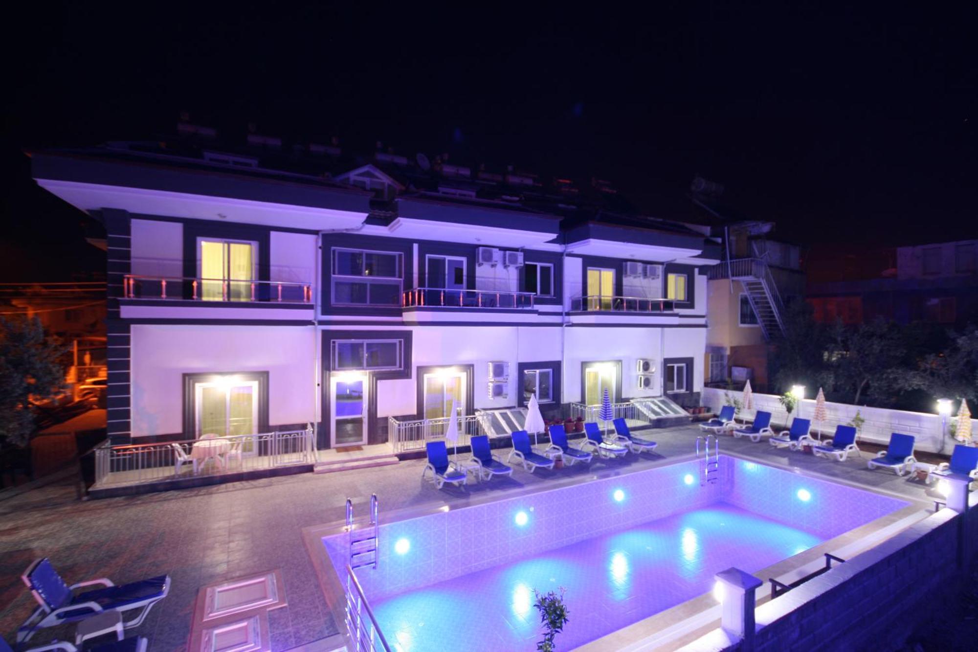 Aparthotel Begonvil Garden *