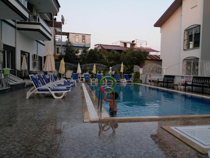 Aparthotel Begonvil Garden