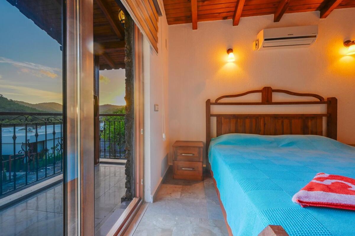 Villa Candy Stone, Private Pool Villa For 8 People