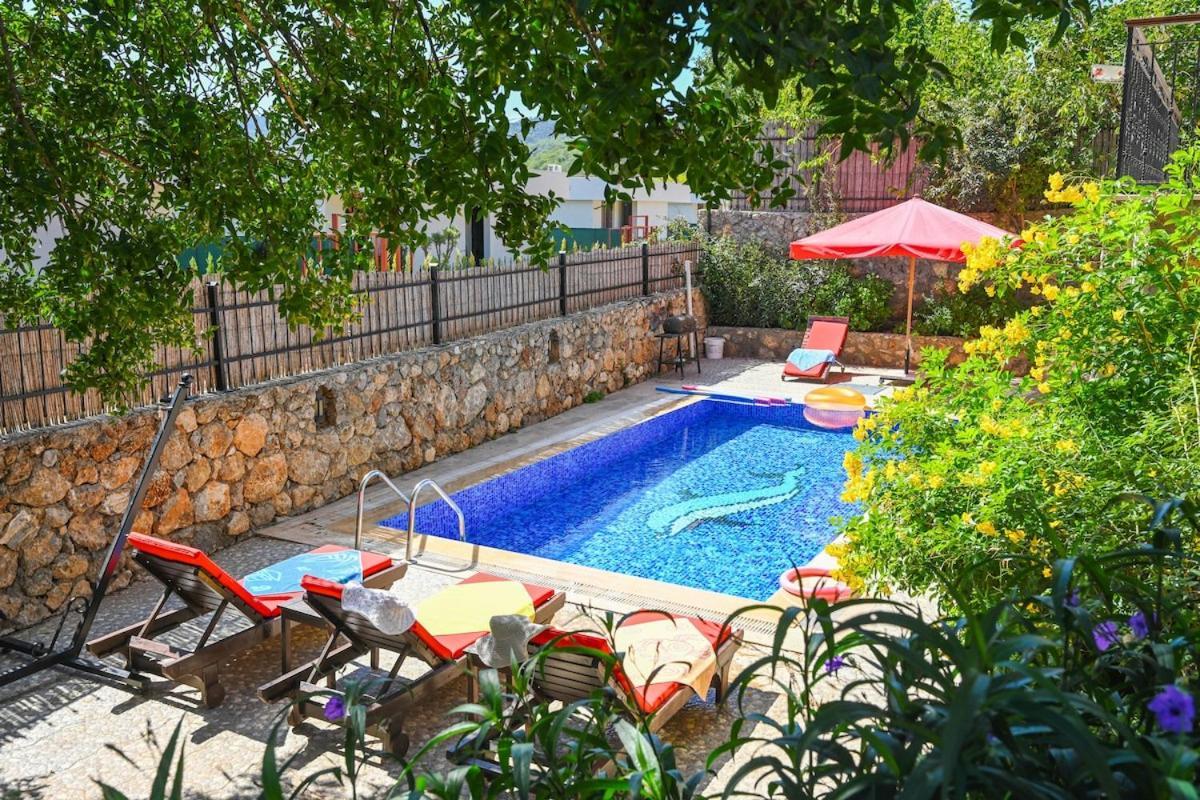 Apartment Villa Candy Stone, Private Pool Villa For 8 People