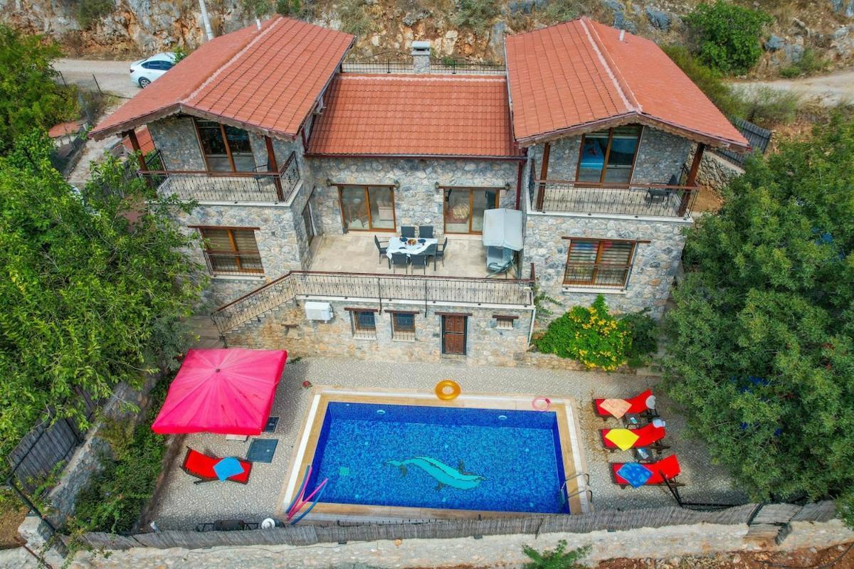 Villa Candy Stone, Private Pool Villa For 8 People Apartment