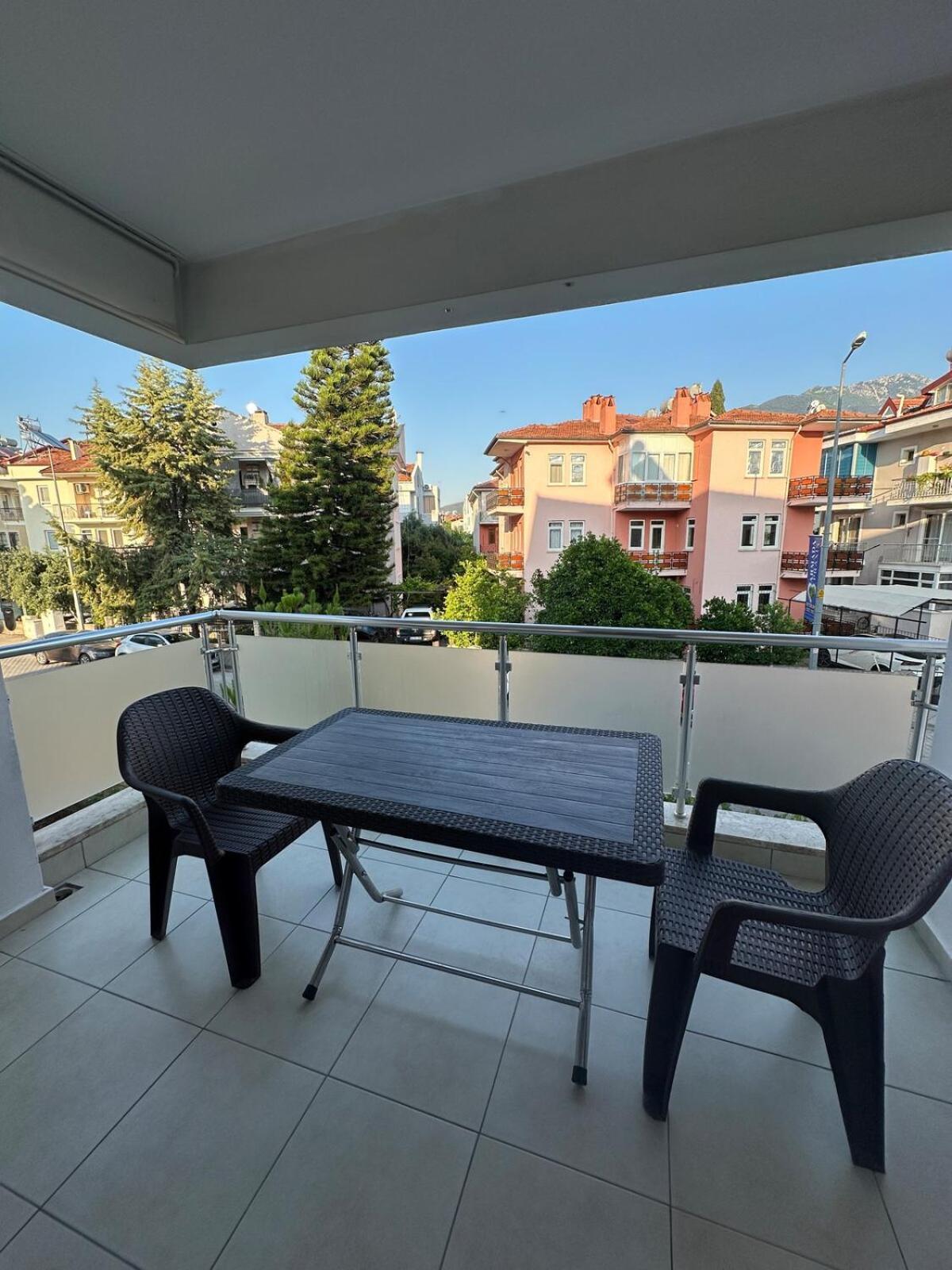 Two Bedroom Apartment In Fethiye Close To City Centre Daire *