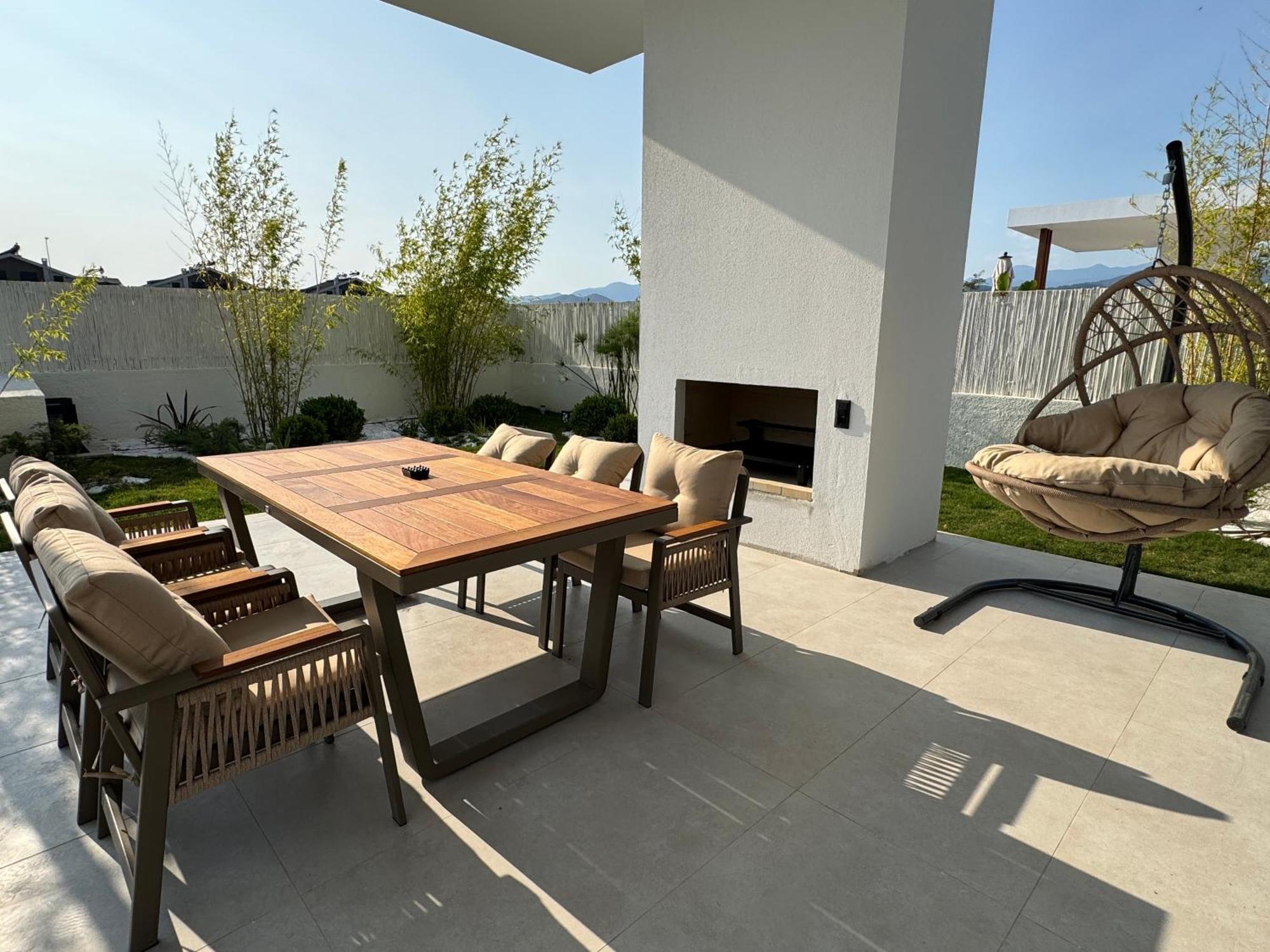 Ashta Suites - Zen 2 Villa *