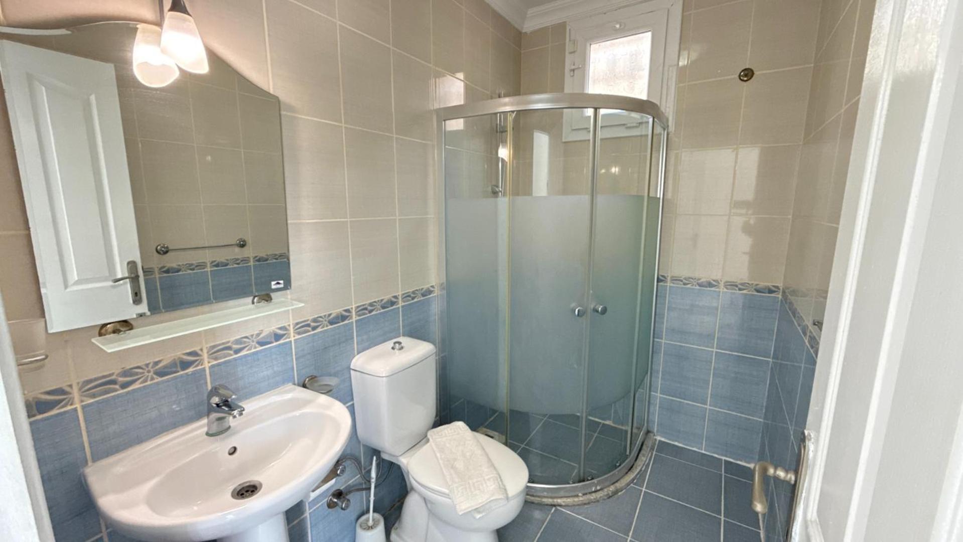Hayat 6 Yatak Odali Oeluedenize Yakin Villa *