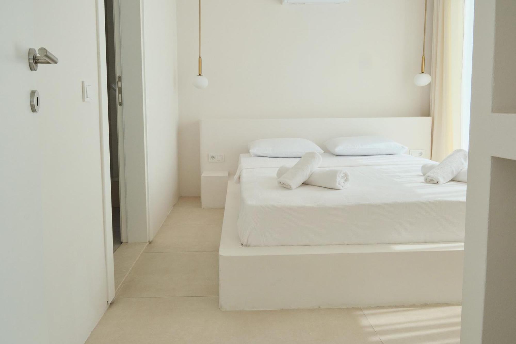 Ionx - Indoor & Outdoor Pool, Sauna, Bathtub, Jacuzzi Villa Fethiye