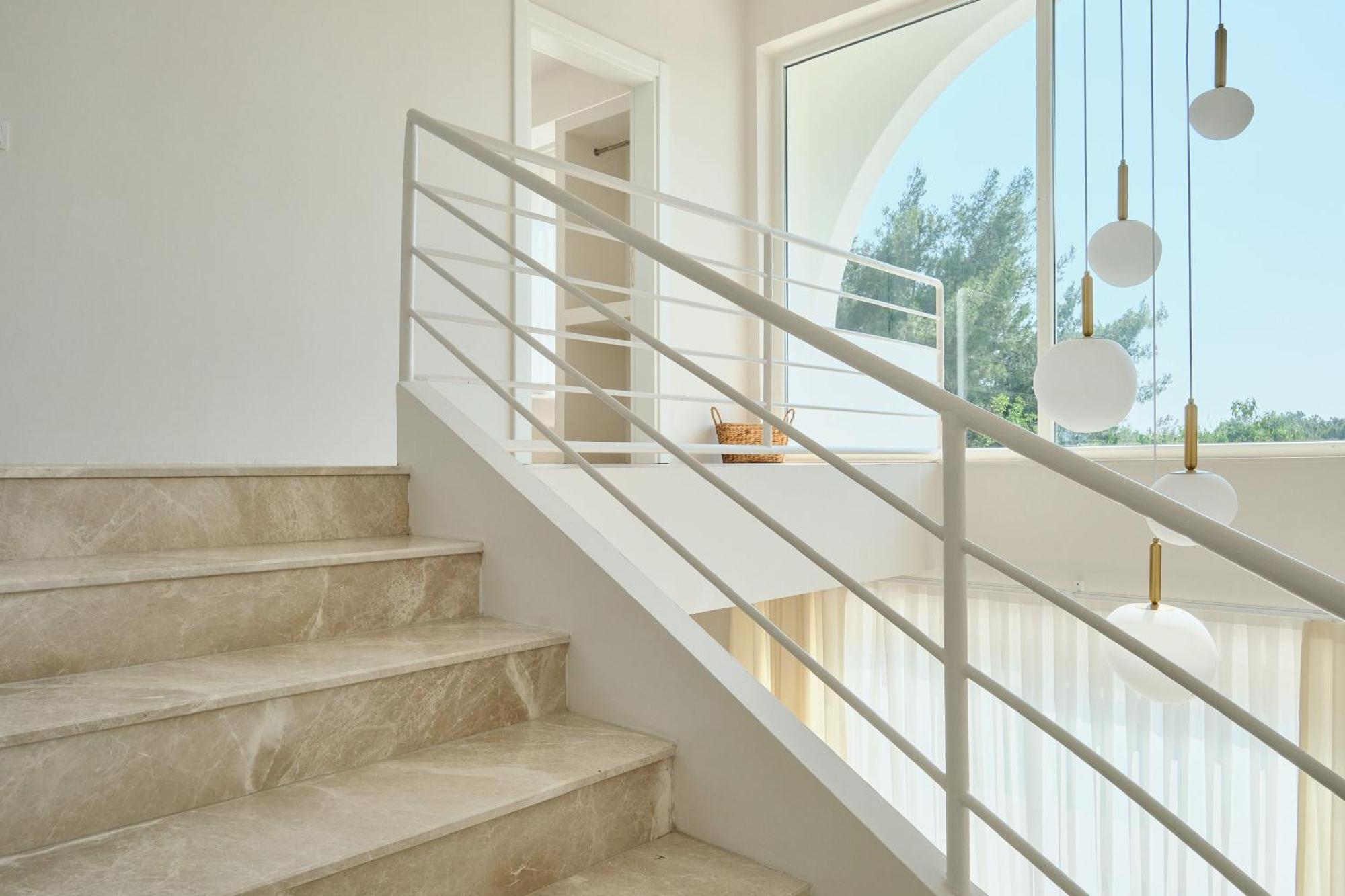 Ionx - Indoor & Outdoor Pool, Sauna, Bathtub, Jacuzzi Villa