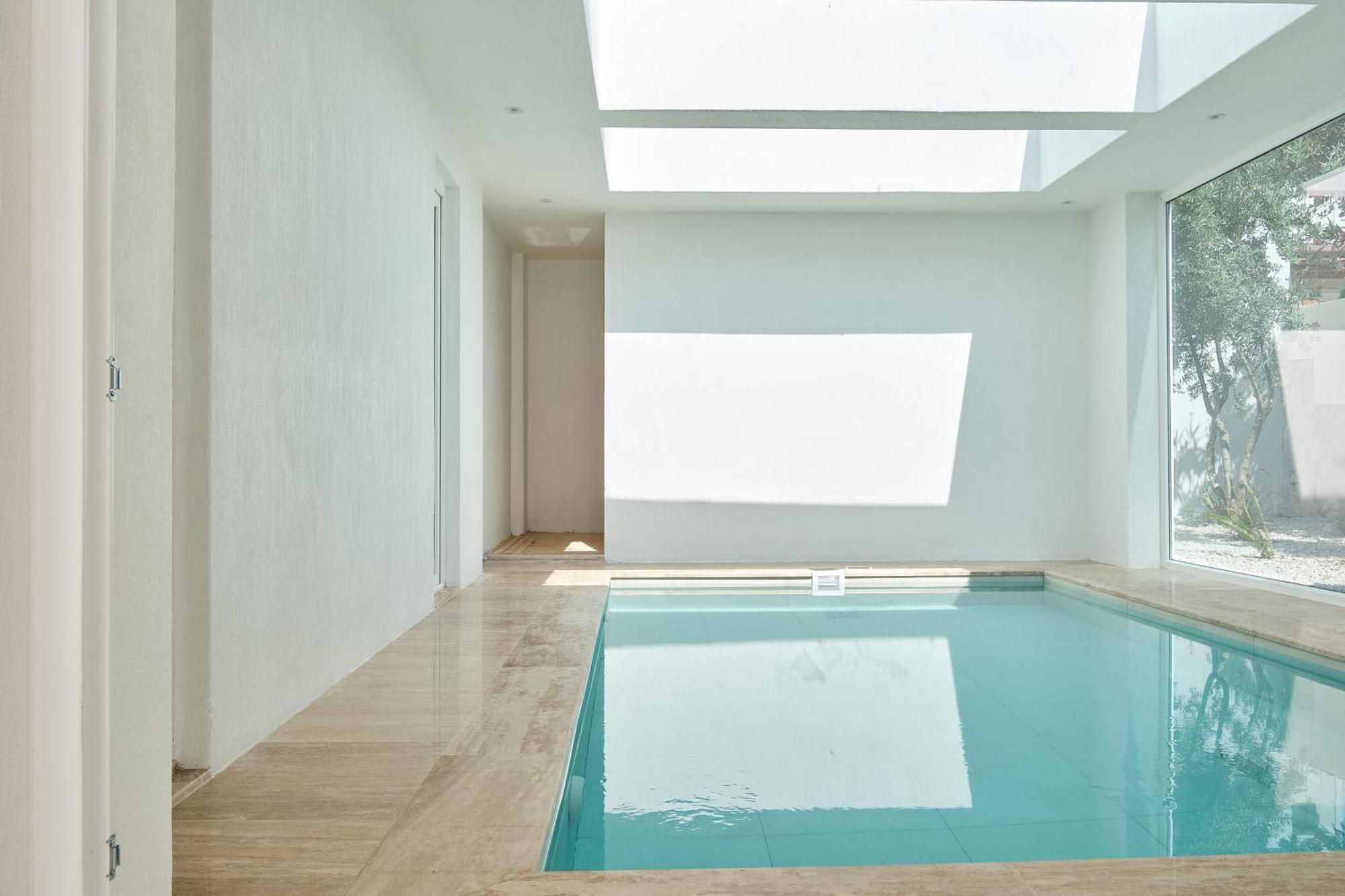 Ionx - Indoor & Outdoor Pool, Sauna, Bathtub, Jacuzzi Fethiye