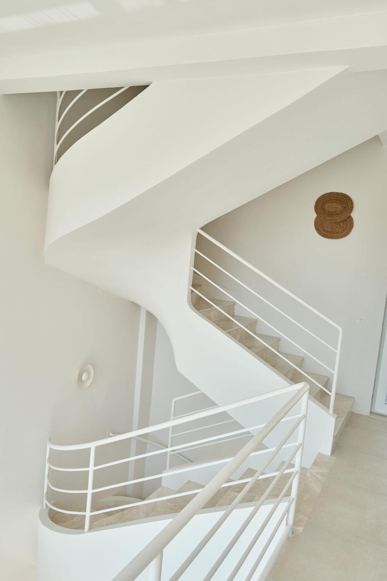 Villa Ionx - Indoor & Outdoor Pool, Sauna, Bathtub, Jacuzzi *