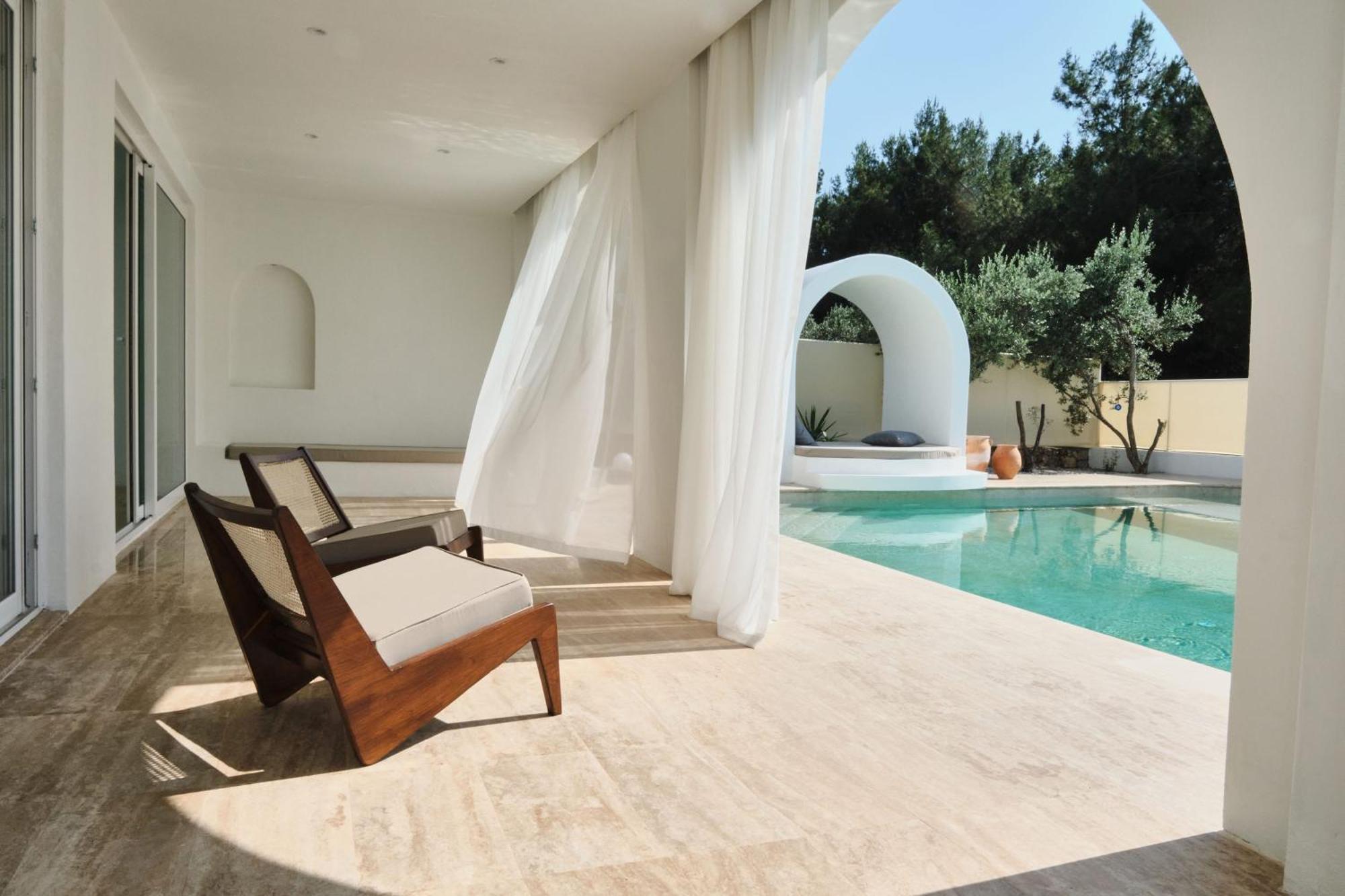 Ionx - Indoor & Outdoor Pool, Sauna, Bathtub, Jacuzzi Villa