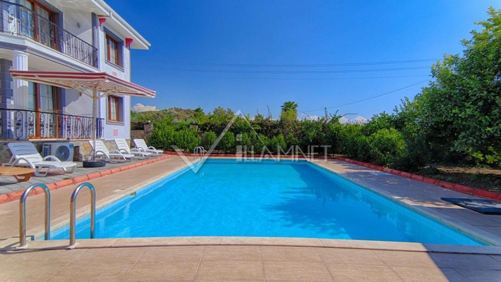 For 14 With Private Pool In Calis,
