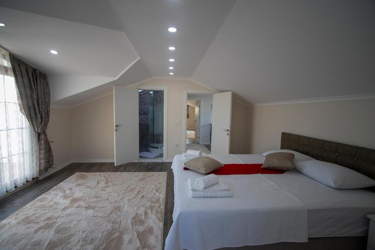 For 14 With Private Pool In Calis, *