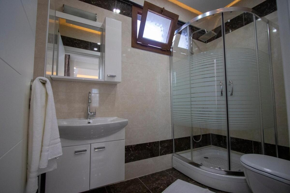 Villa For 14 With Private Pool In Calis, *