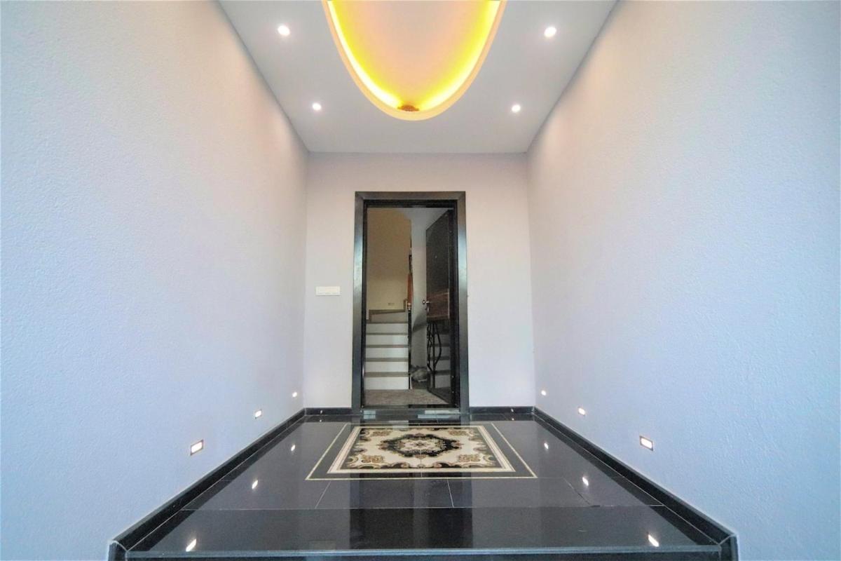 Villa For 14 With Private Pool In Calis,