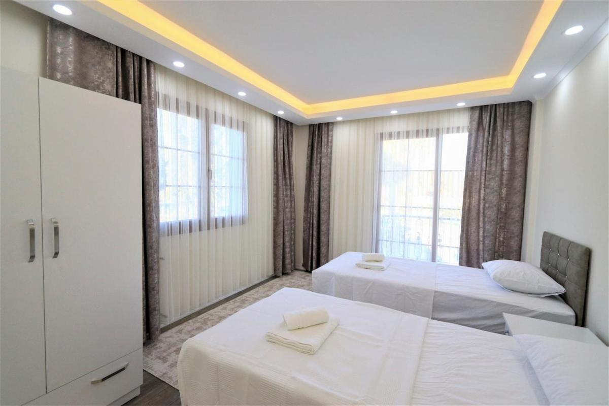 For 14 With Private Pool In Calis, Villa Fethiye