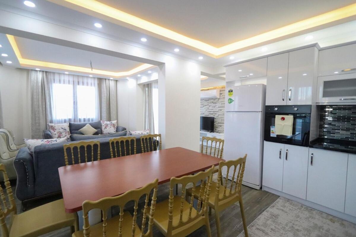 For 14 With Private Pool In Calis,