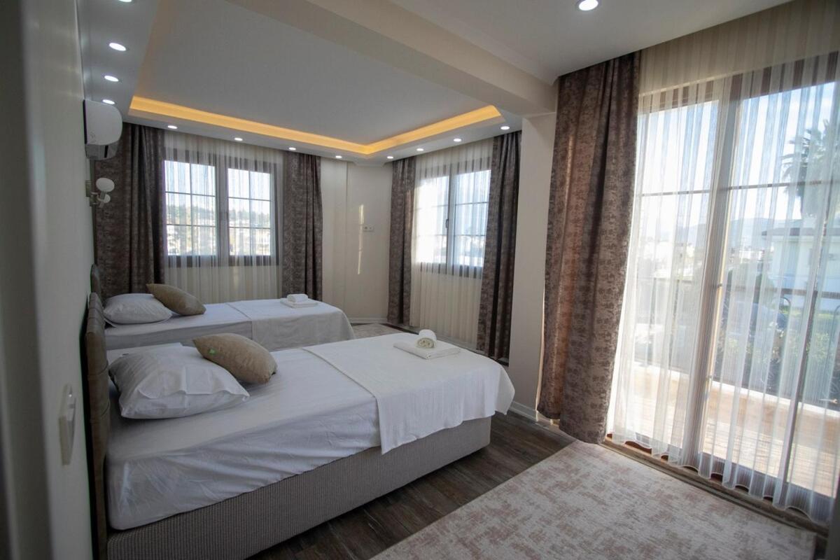 Villa For 14 With Private Pool In Calis, *
