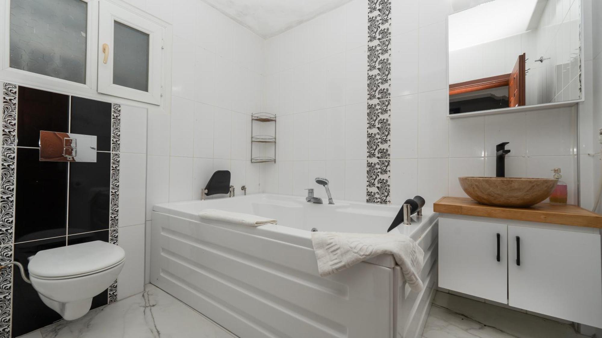 Villa Gunes *