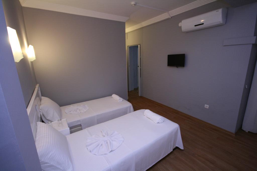 Adrian Hotel