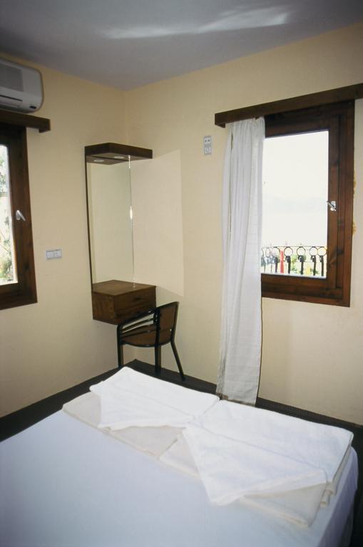 Hotel Area 3*