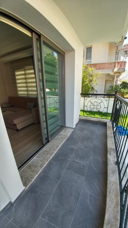 Apart Otel Arti̇m *