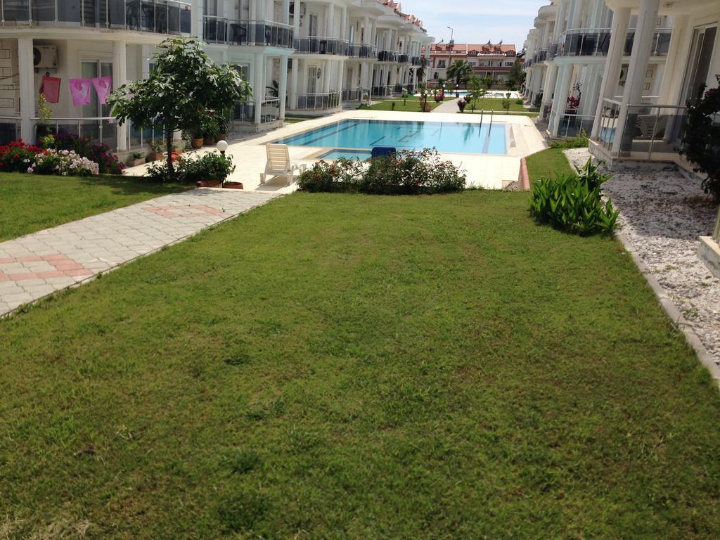 Apartment Mirage