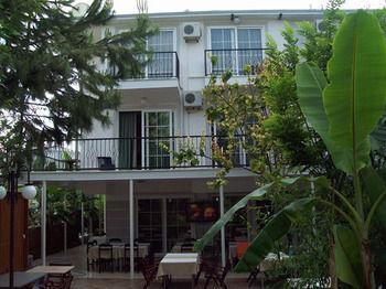 Vanilla Hotel