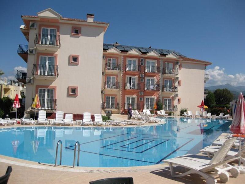 Pelin Hotel 3*