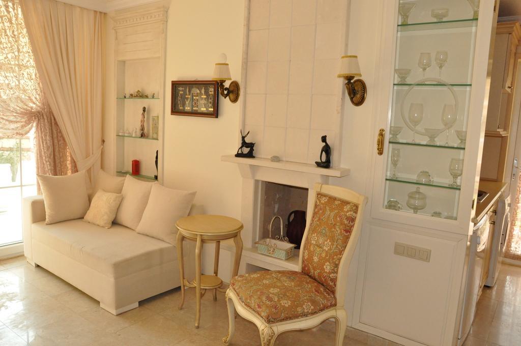 Villamel Villa