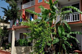 Alis Hotel
