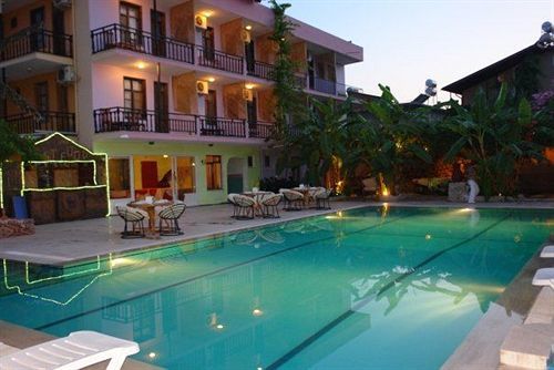 Alis Hotel