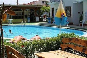 Hotel Dost
