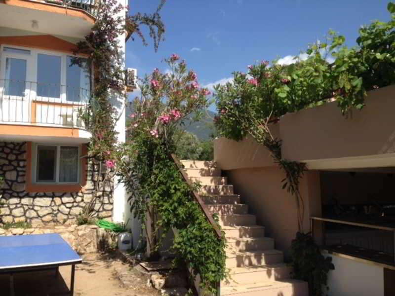 Hotel New Golden Gate 3*