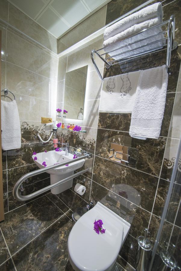 Otel Kayı