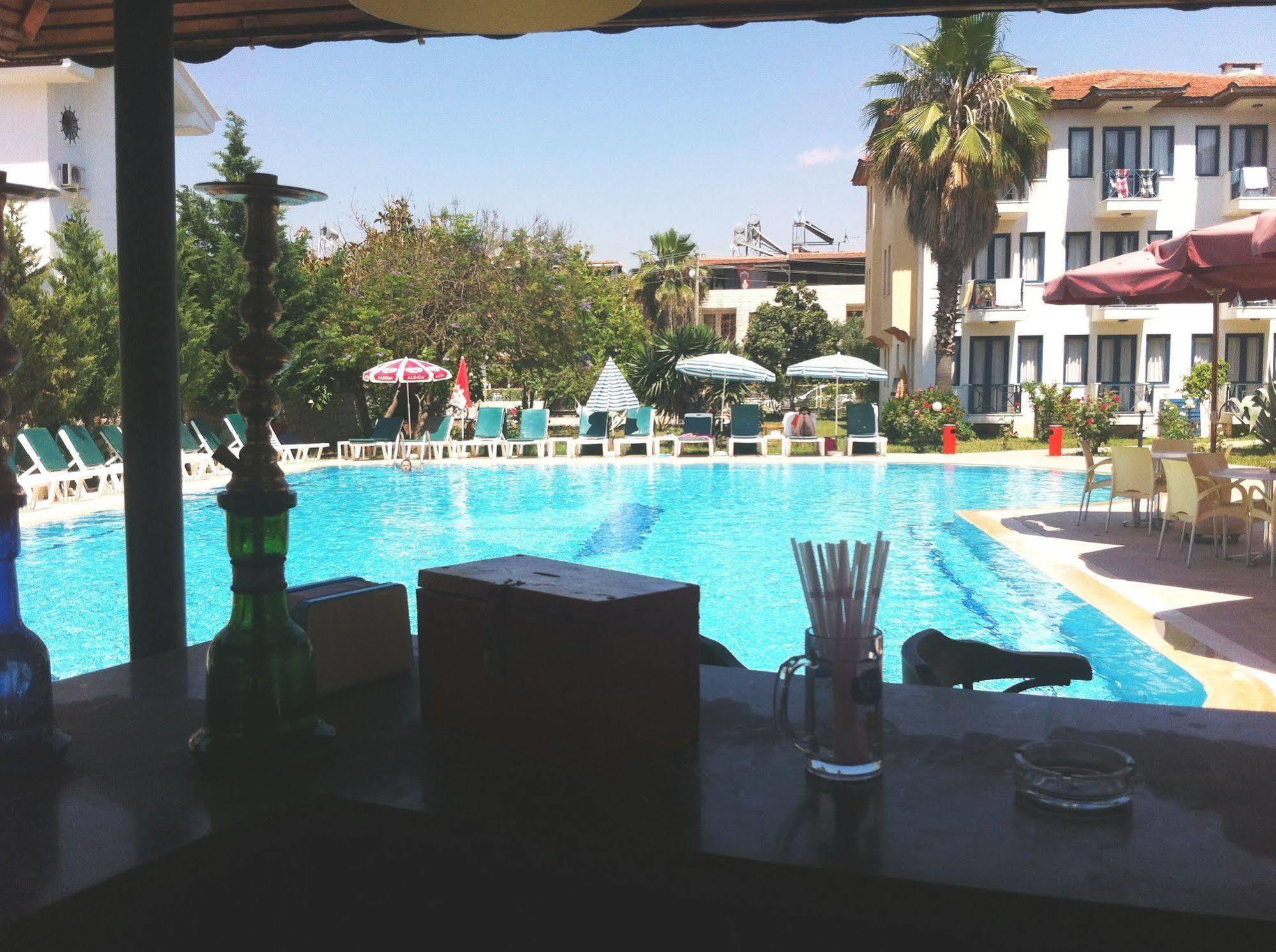 Hotel Bezay 2*