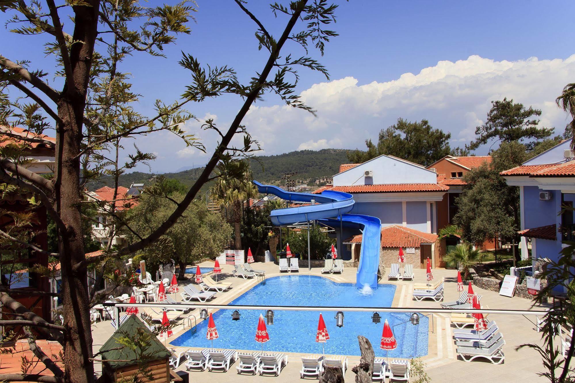 Otel Ova 3*