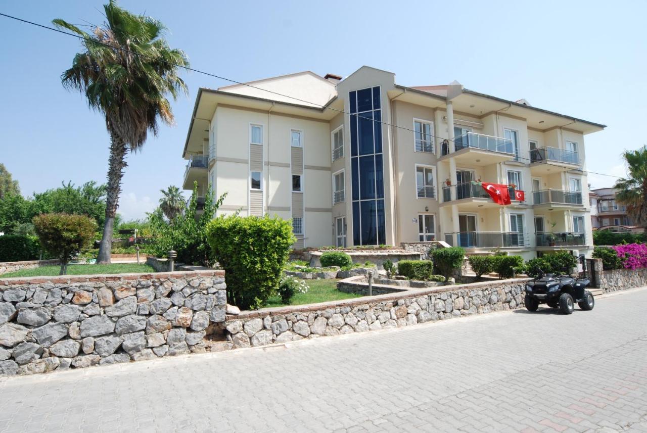Saros Calis Beach Apartment *
